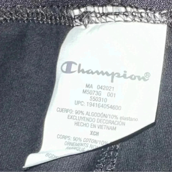 Champion Athletic Wear Bundle . - Picture 5 of 7